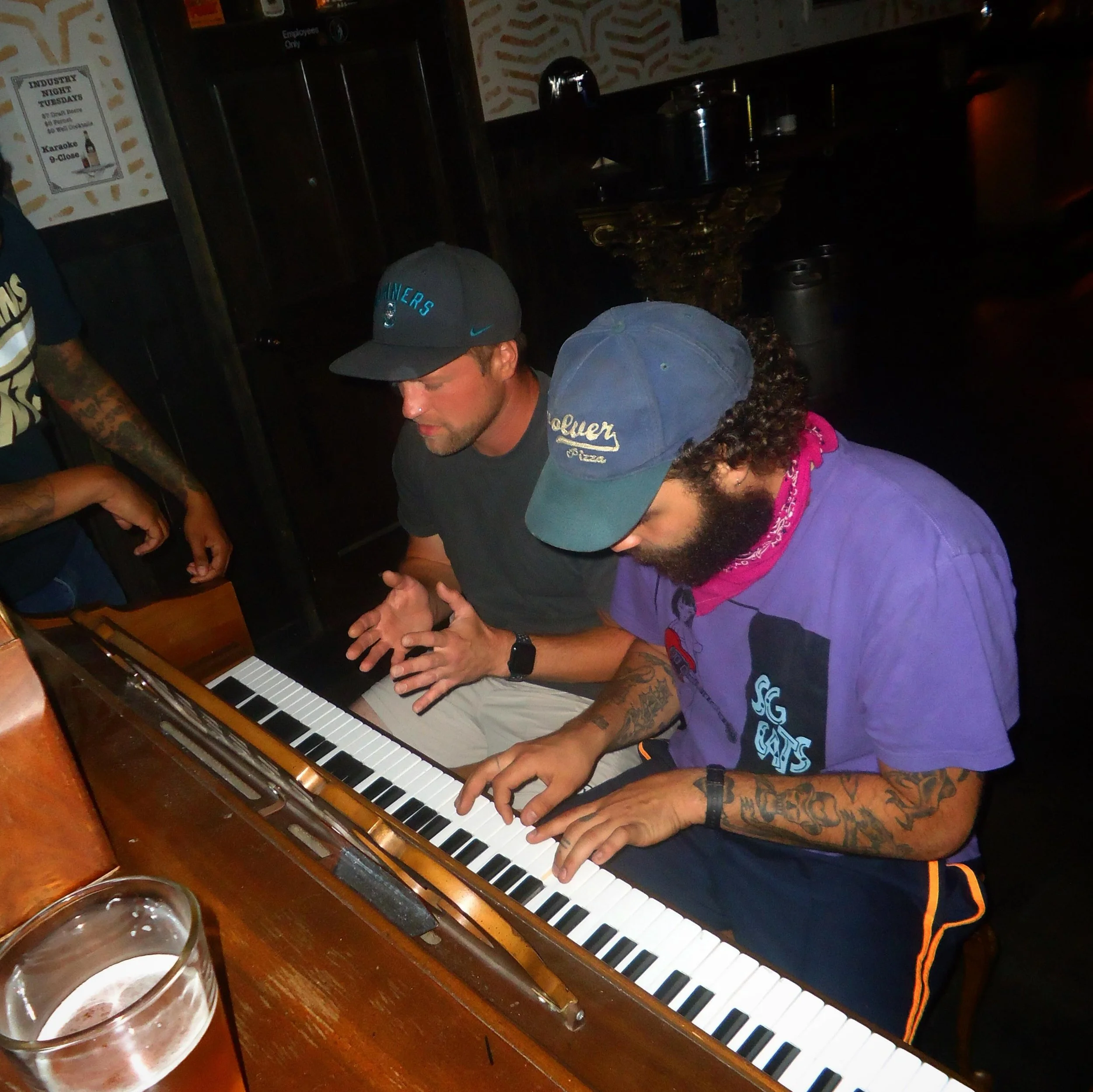 over the hump and into the weekend! first &lsquo;bingo for baddies&rsquo; tomorrow night!
new sunday hours start this weekend for patio sessions✨ now open at 3pm, DJ 4-8!