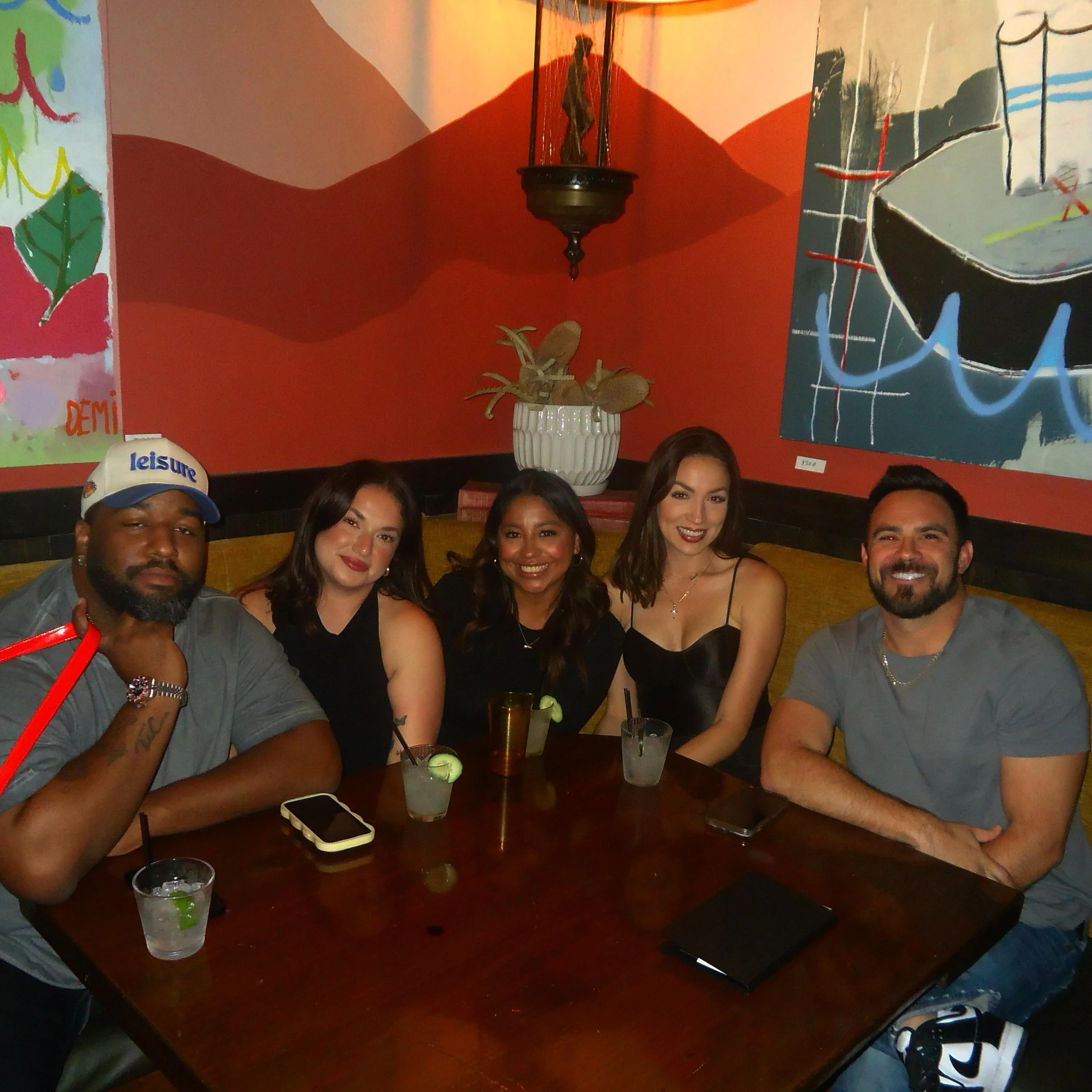 Grab your crew for &lsquo;logos &amp; riddles&rsquo; trivia tonight!