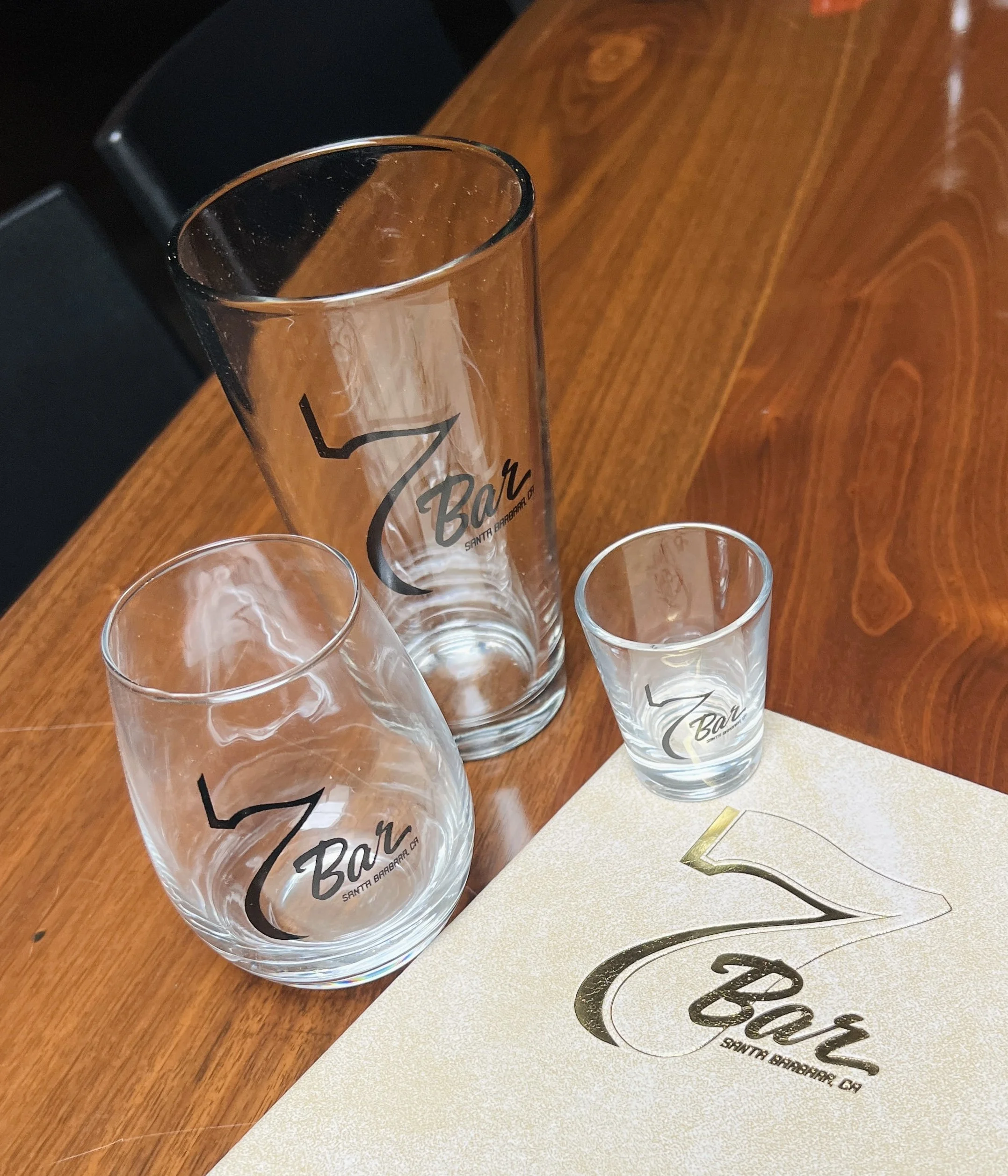 Logo Glassware
