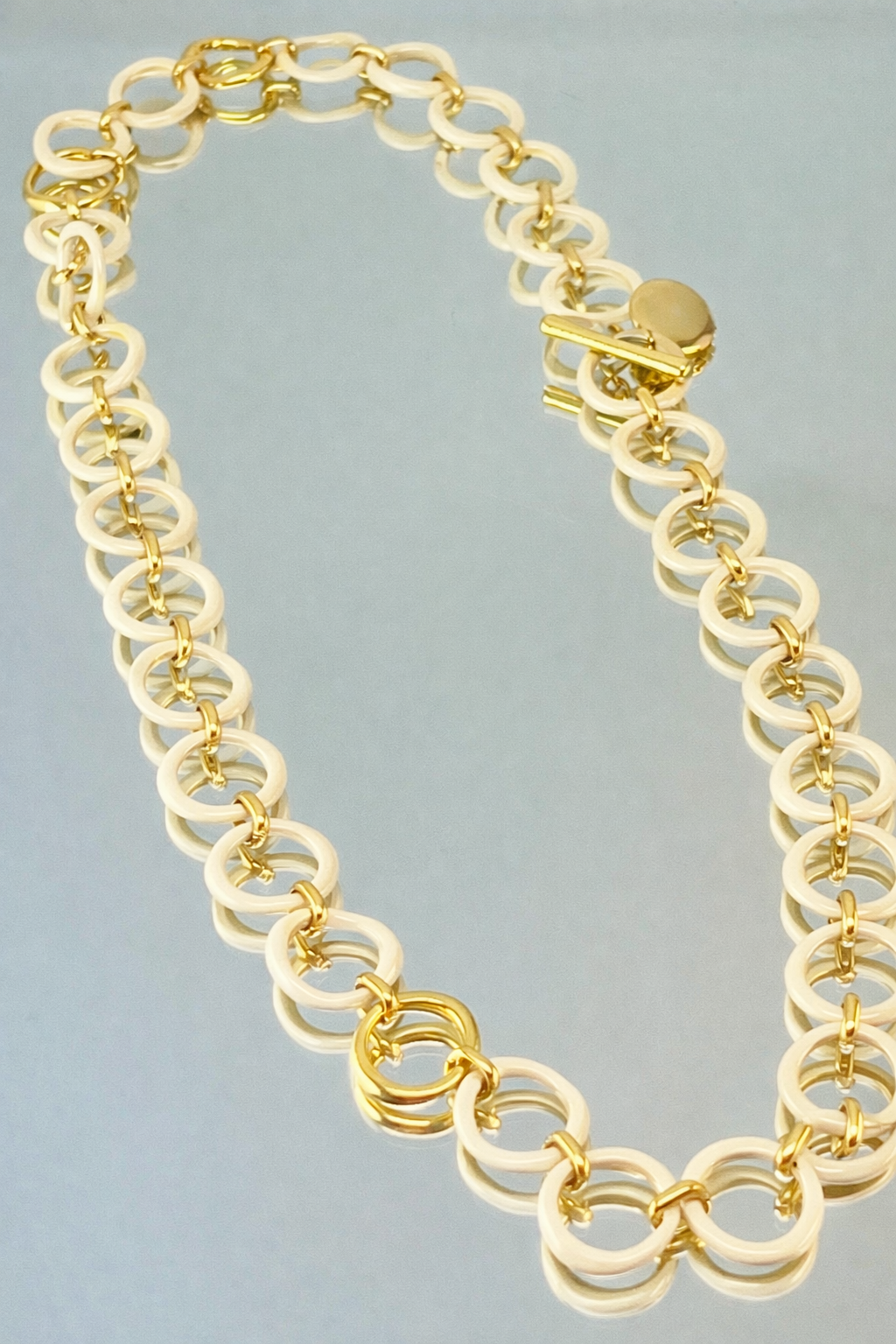 dbTOGGLE CHAIN Ivory