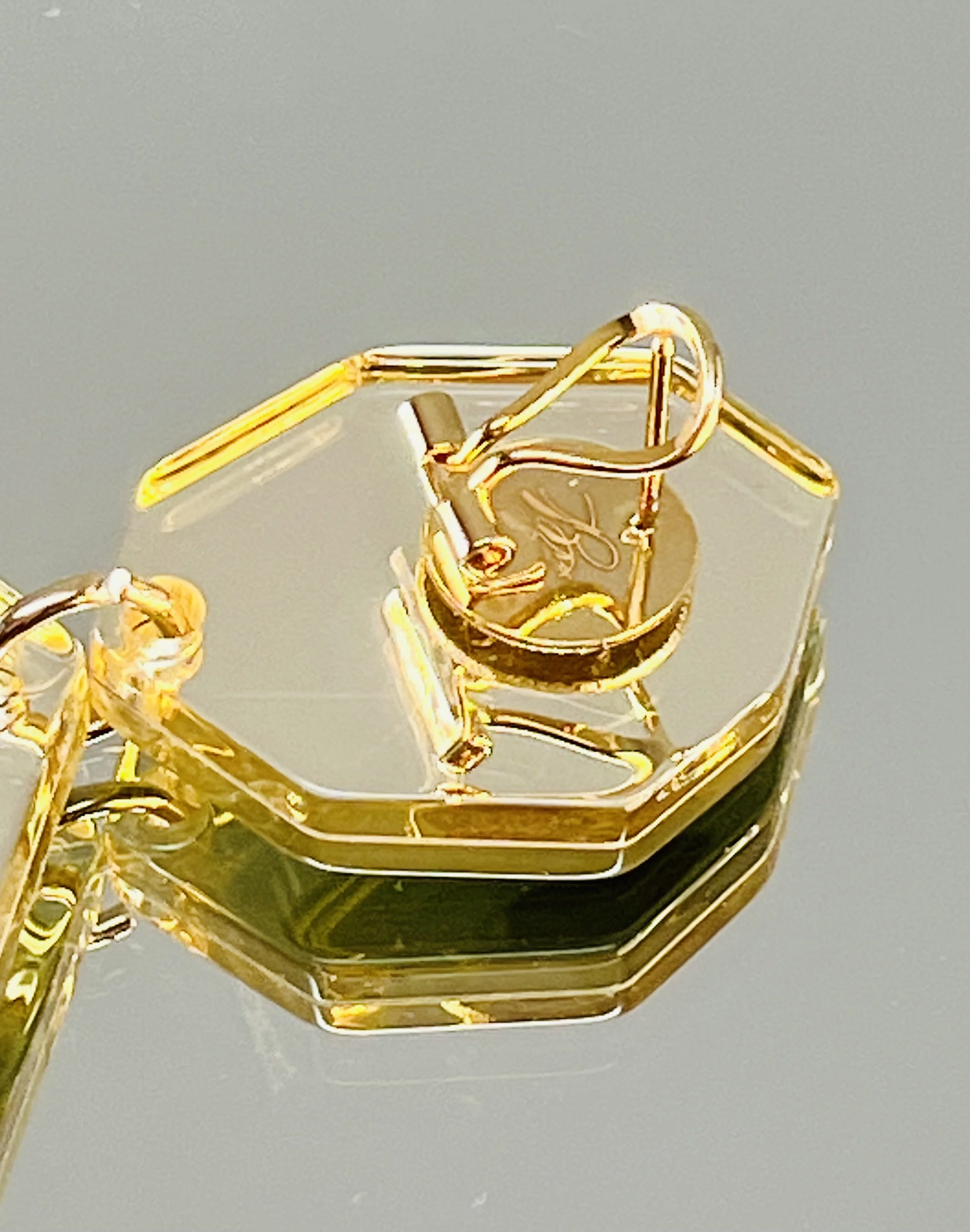 sense(ible) Gold Back.jpg