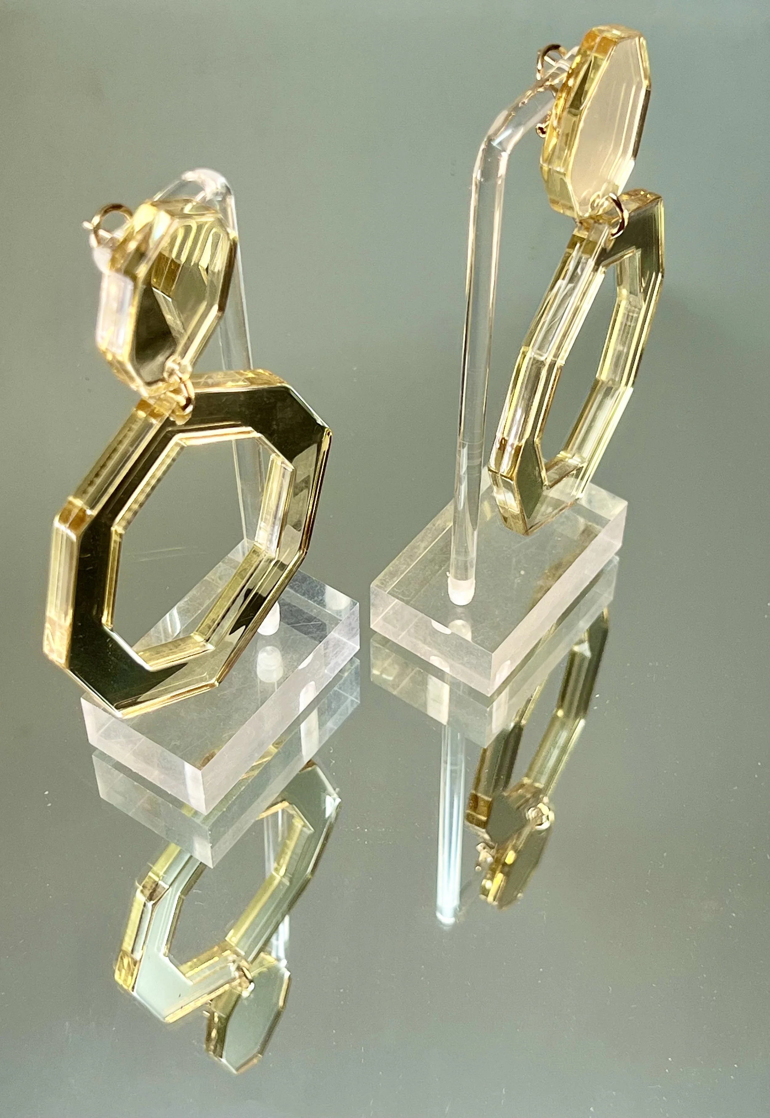 sense(ible) Gold 3.jpg