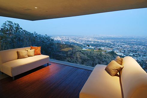 contemporary-la-property-8.jpg