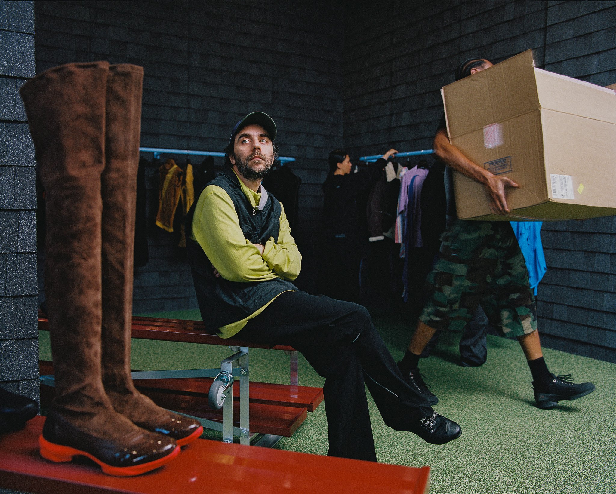 1. Kiko_bleacher_boot+box.jpg