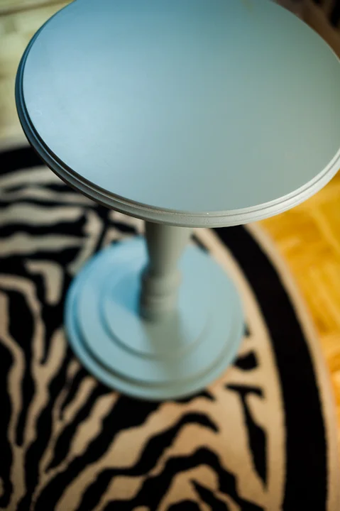 sidetable (1 of 1).jpg