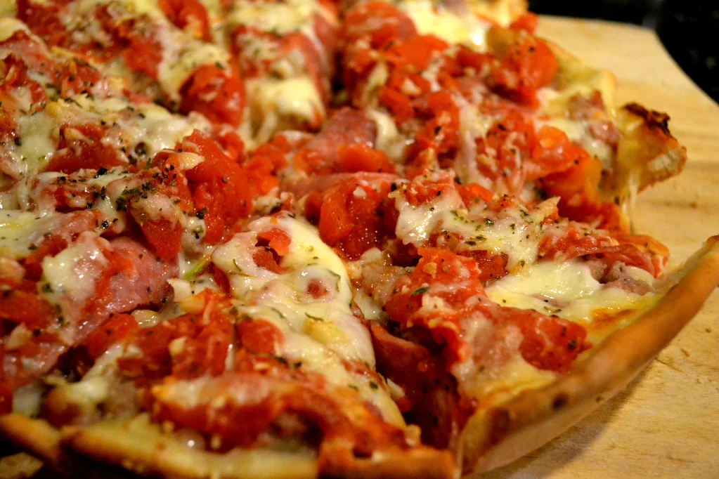 Cast Iron Skillet Chicago Style Pizza On the Grill