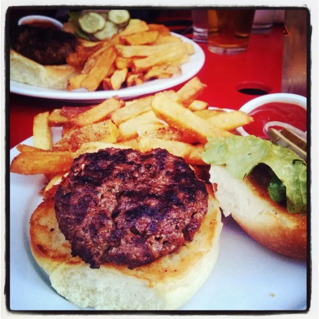 thistle-hill-burger