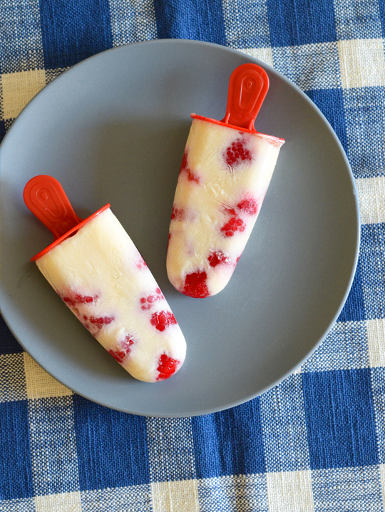 raspberry-yogurt-pops-1