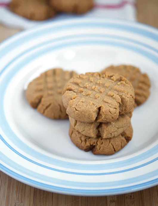 tollhouse-peanut-butter-cookies
