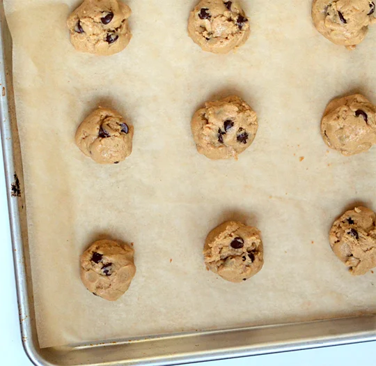 whole-wheat-chocolate-chip-cookies-2