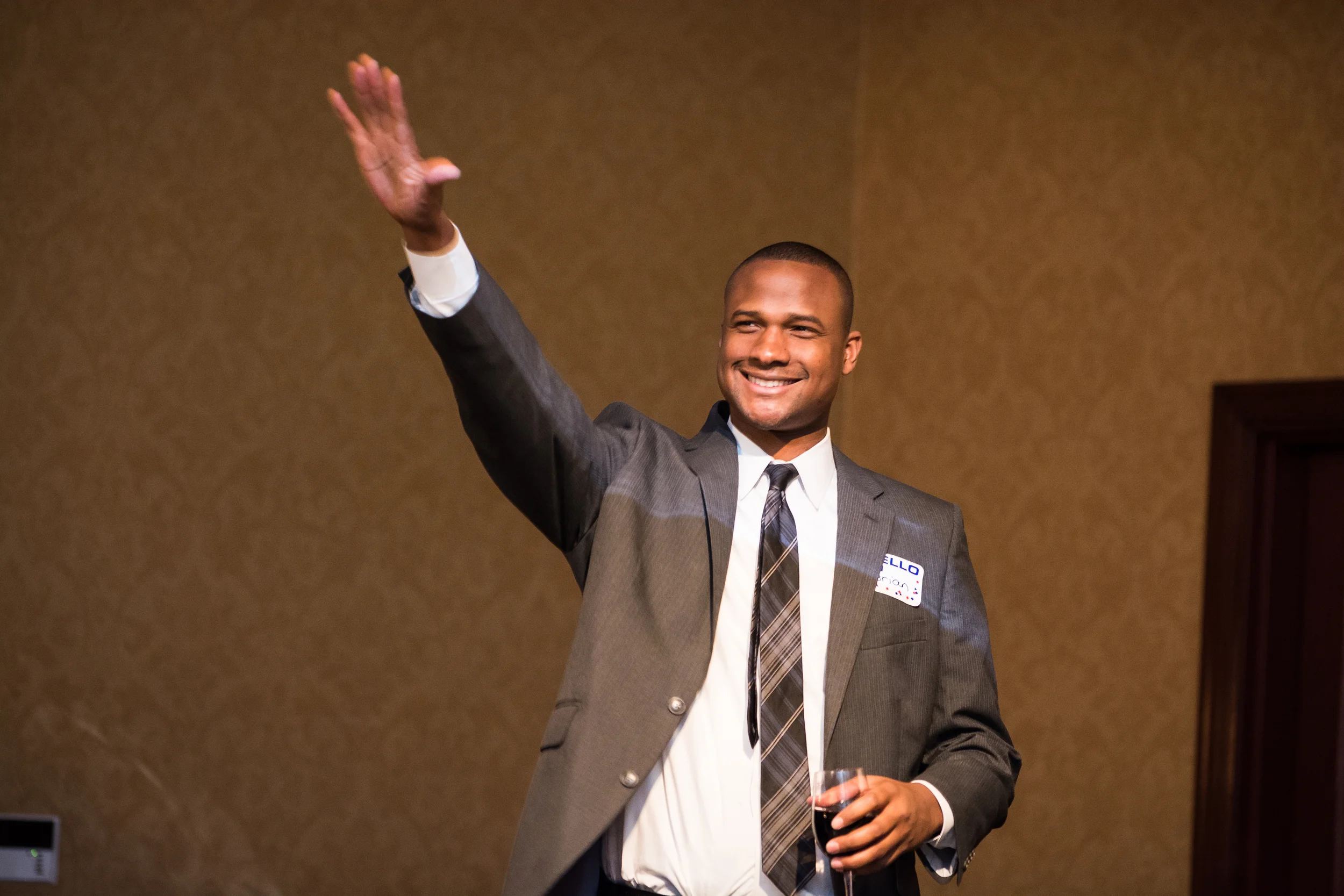2015dateauction-023.jpg