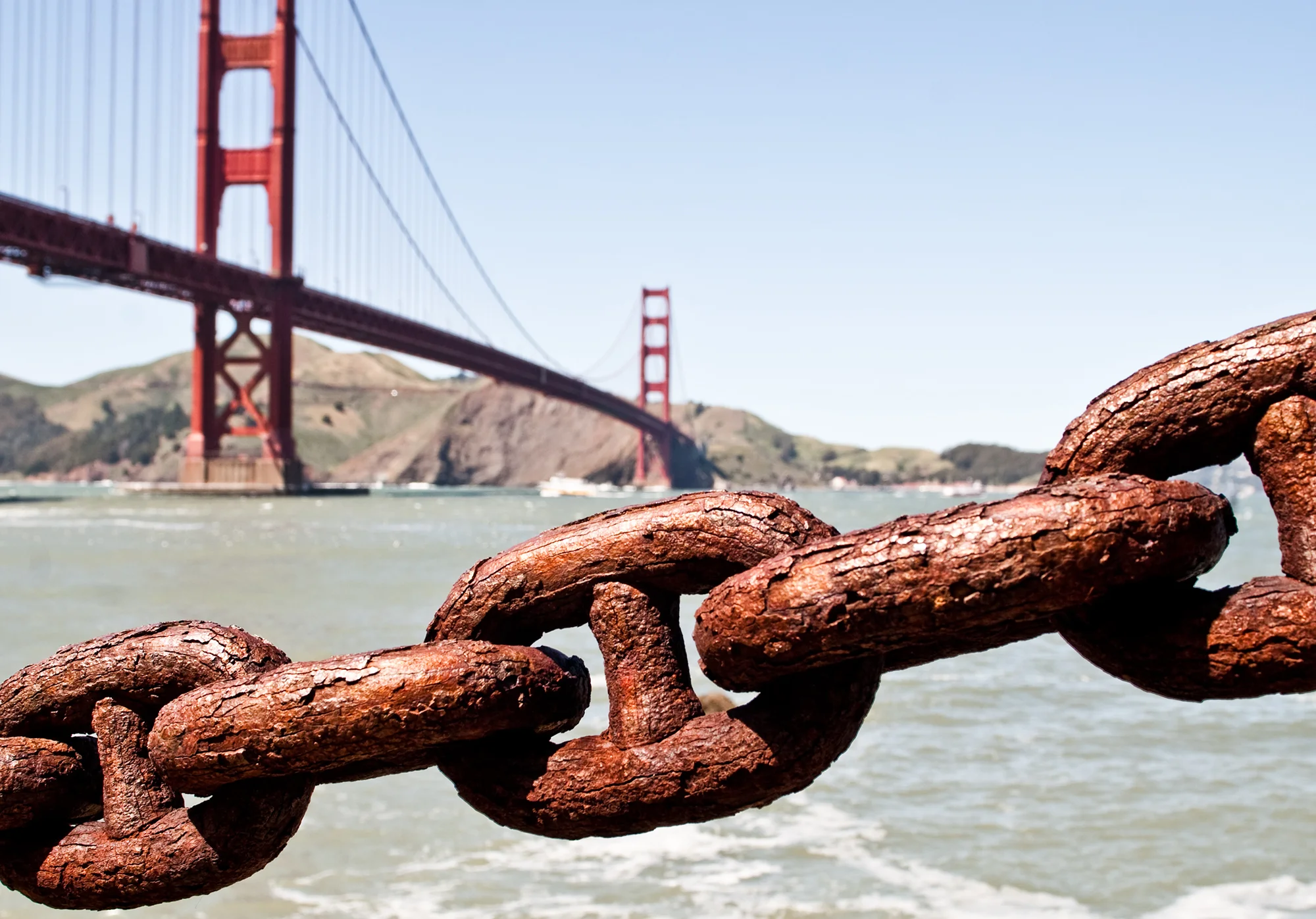 GoldenGateBridgeandChains.jpg