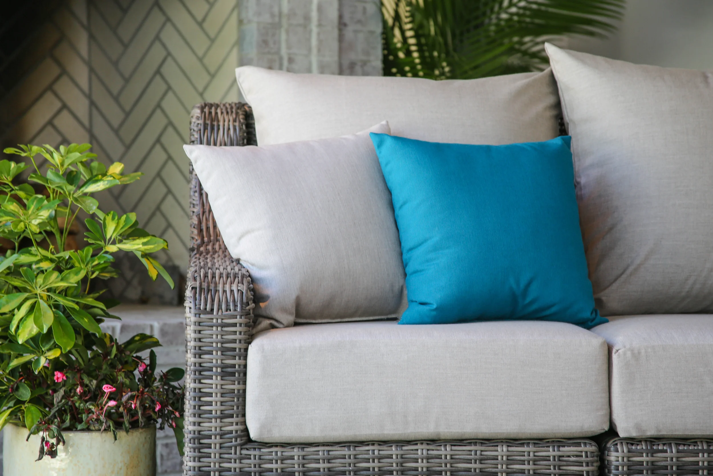 AE Outdoor-Cherry Hill Outdoor Patio Furniture-Configurations-5pc Sectional-Ash 3.jpg
