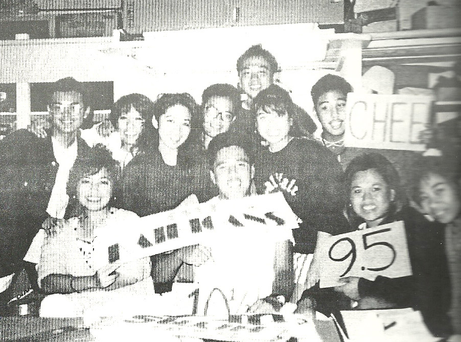 1990 Cheer.jpg