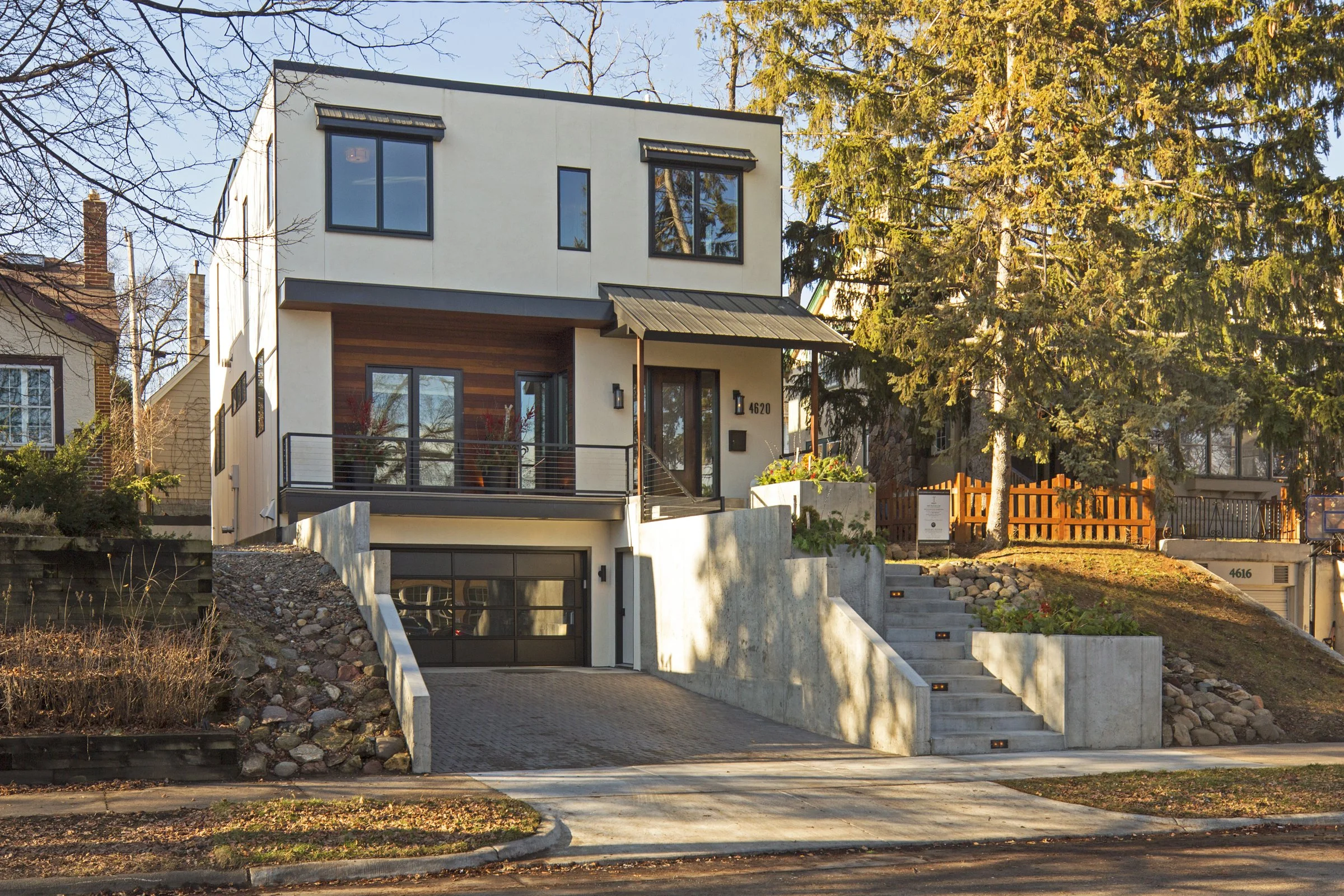 4620 Chowen Ave S_001.jpg