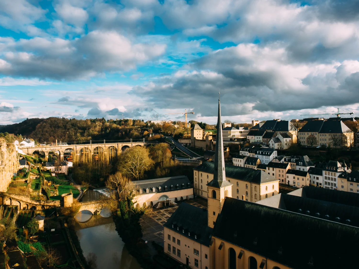 Luxembourg City (Grund) - Shot with the Olympus OM-D E-M1 and 12-40mm f/2.8 PRO zoom lens