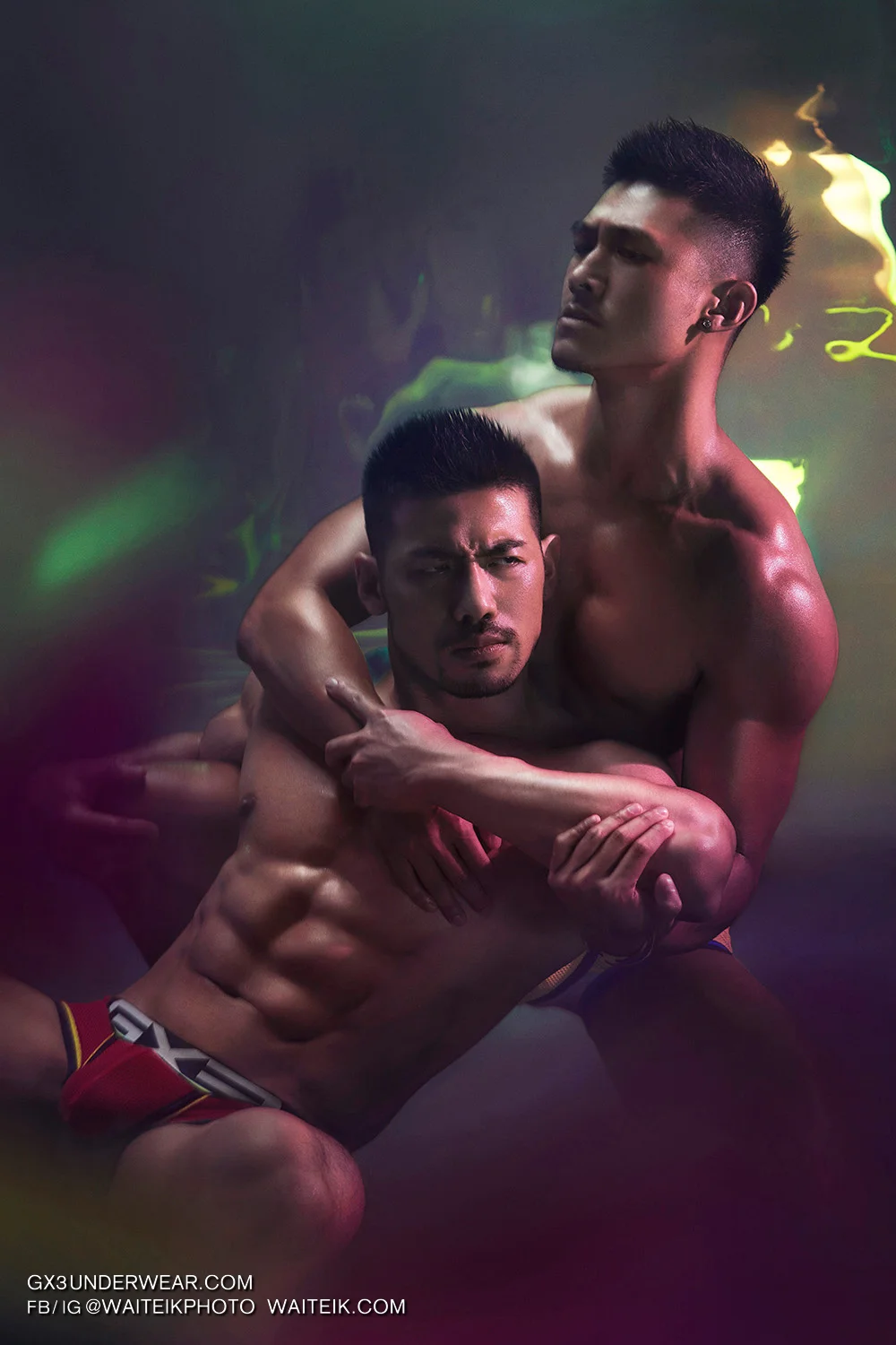 GX3-Neon851-F-S.jpg
