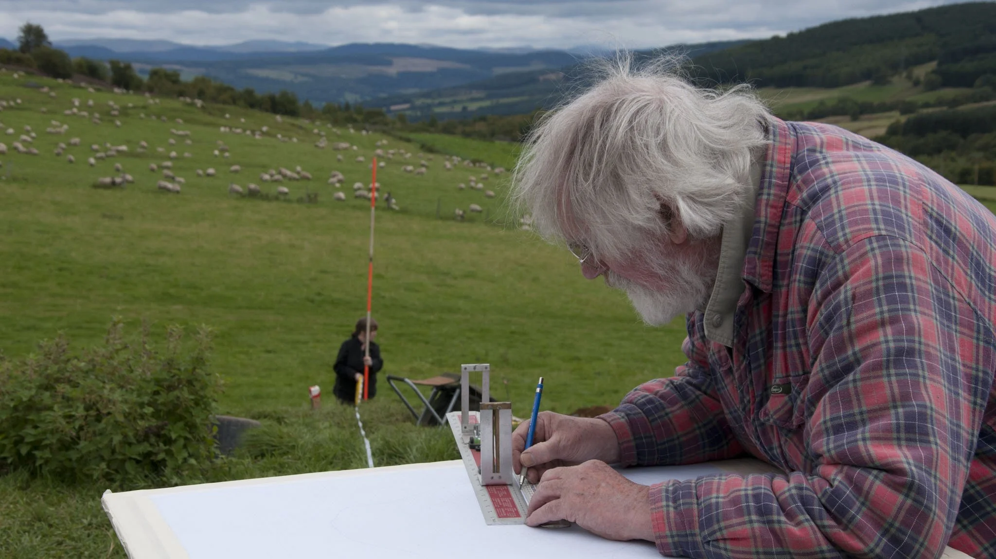 Excavating rock art in Strath Tay day 9: Surveying the site