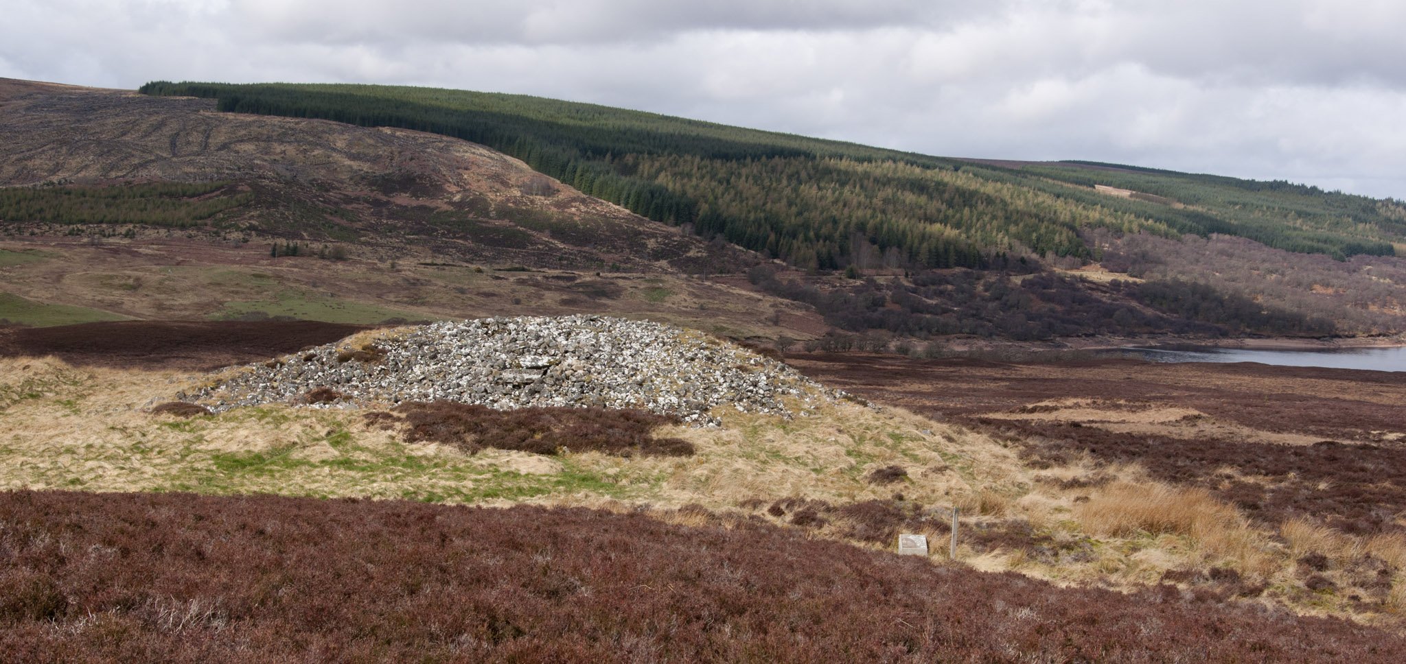 A visit to The Ord, two chambered cairns above Lairg