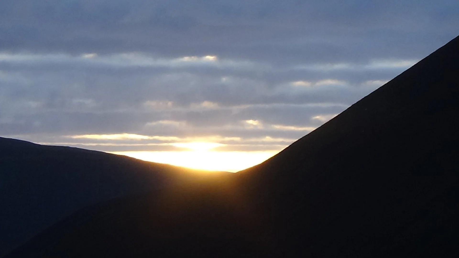 Archaeo-optics in Orkney Day 2: First sunset at the Dwarfie Stane
