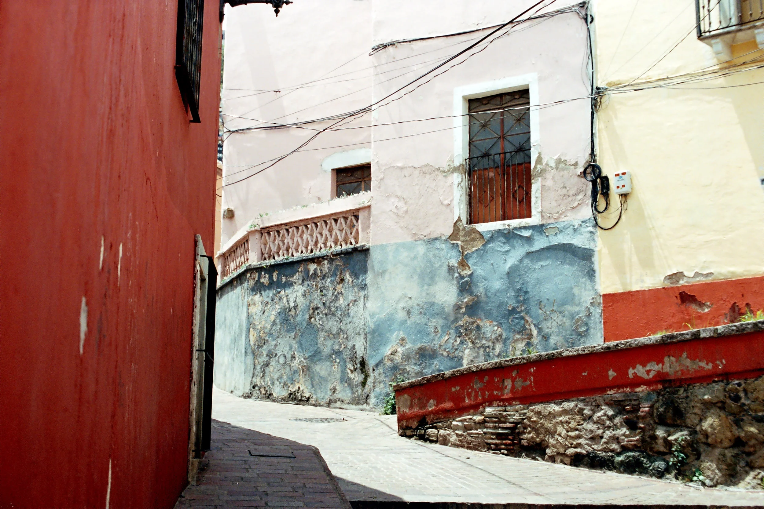 r001-012.jpg