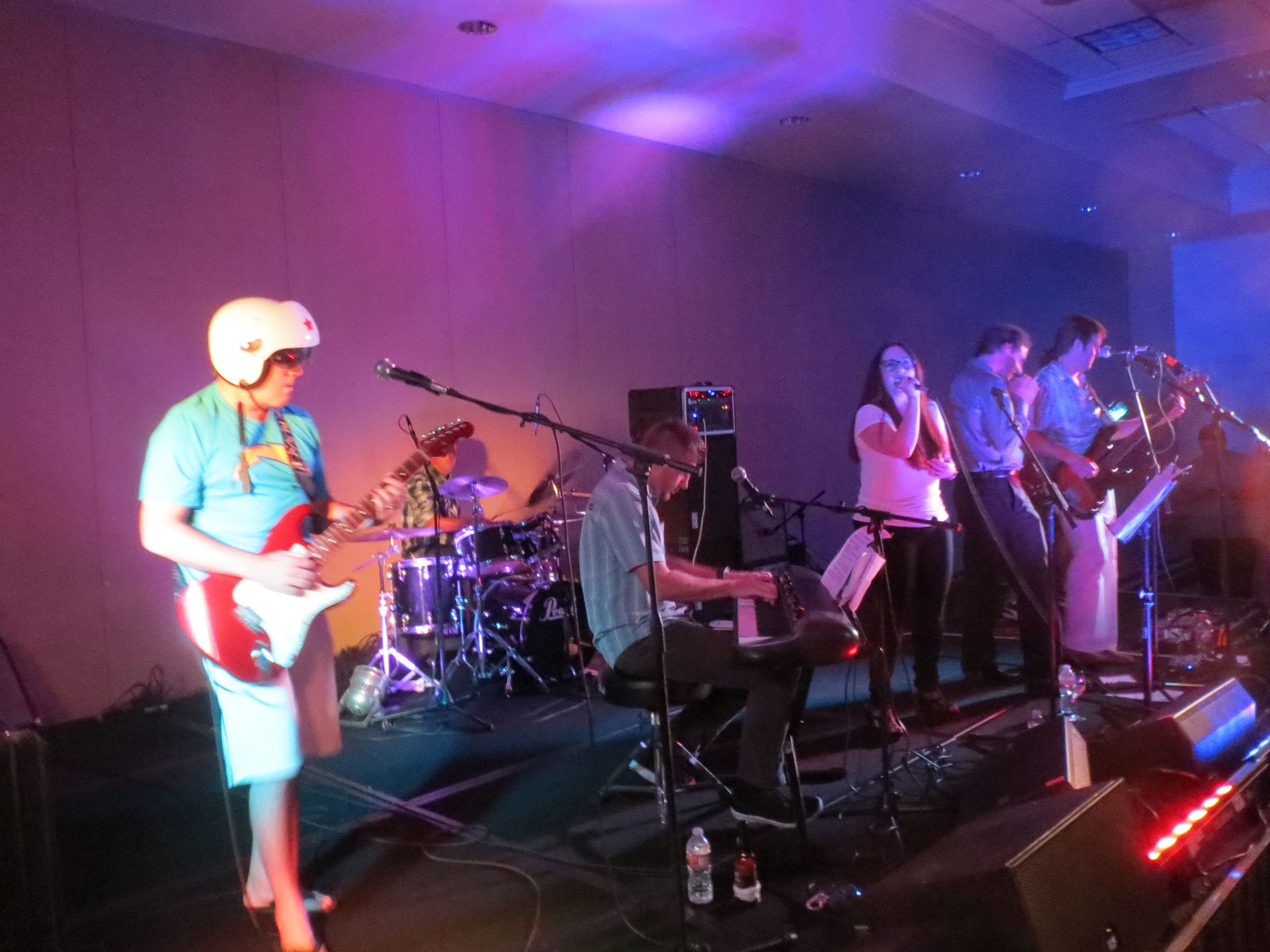 The Oceanside Glasstile Band!