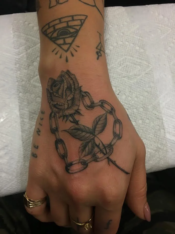 Big-Steve-Tattoos-Rose-and-Chain.jpg