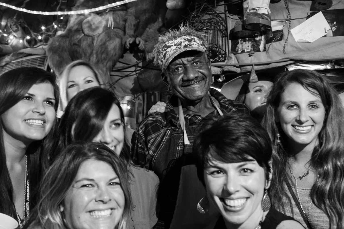 Willie & the white girls