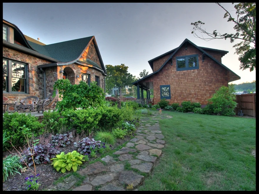 Front toward Guest.jpg