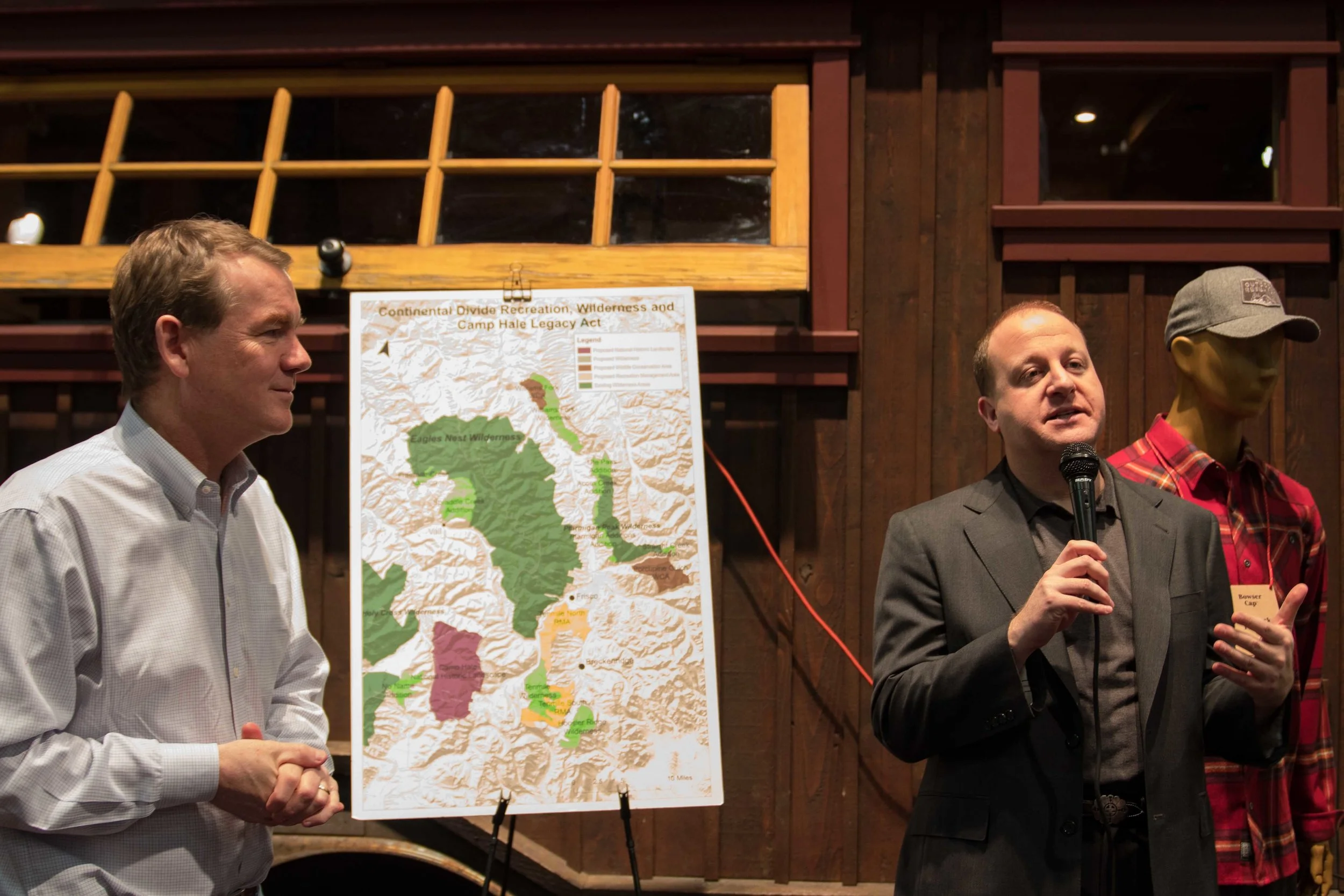 bennet polis web.jpg