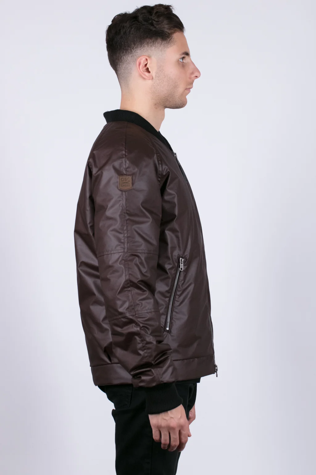 Churchill-Walnut-04.jpg