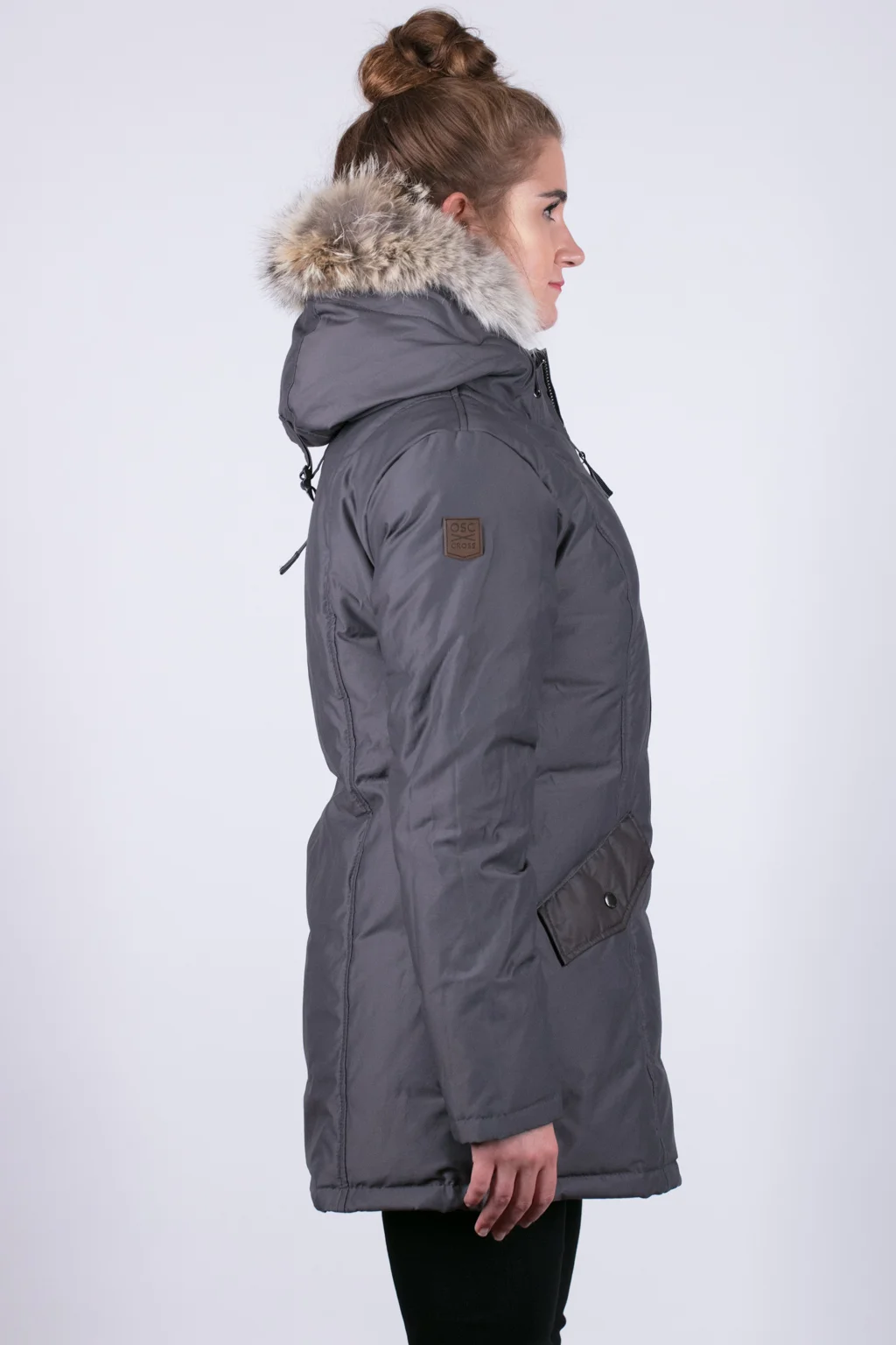 Charlotte-Storm-Grey-04.jpg
