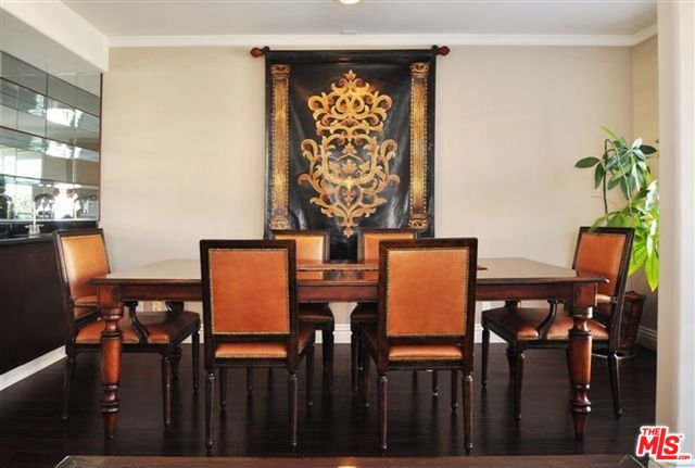 dining room furniture.jpg