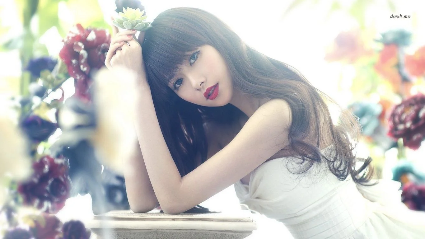 17141-asian-beauty-1366x768-girl-wallpaper.jpg