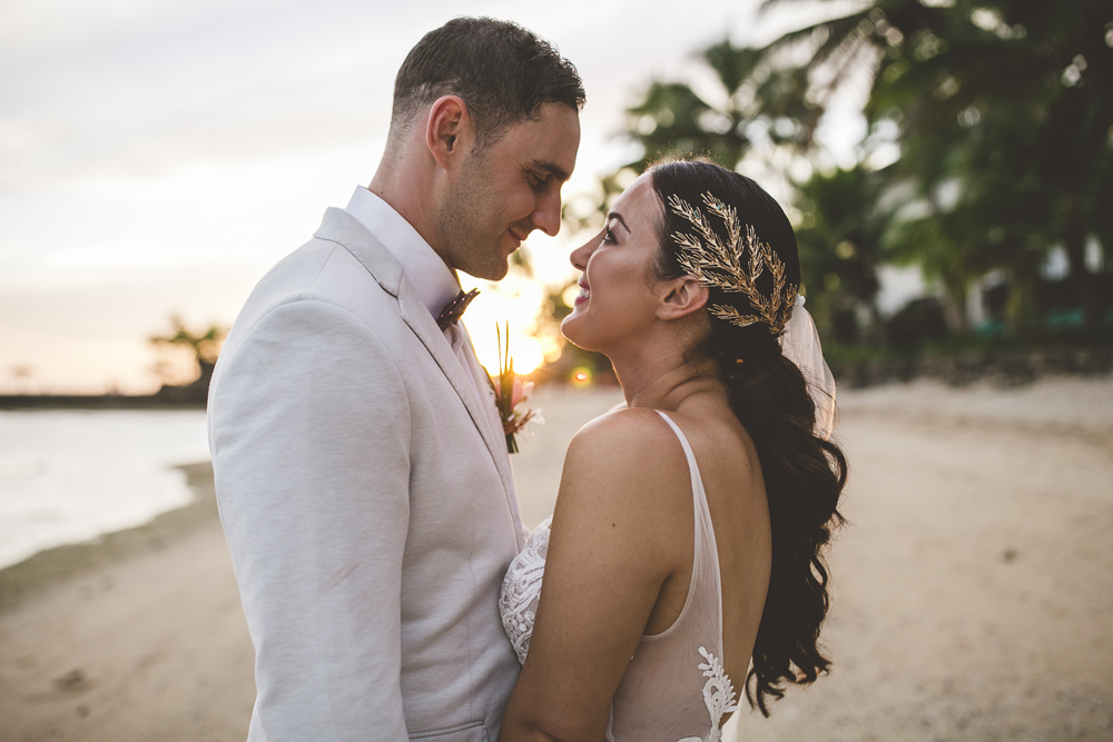 OLIVIA & NATHAN: FIJI WEDDING