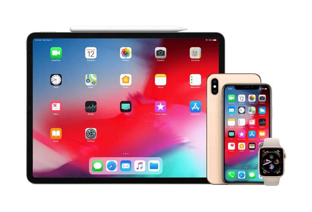 MultiProduct_Superlockup_iPadPro13_iPhoneXS_AppleWatch_US-EN-SCREEN.jpg