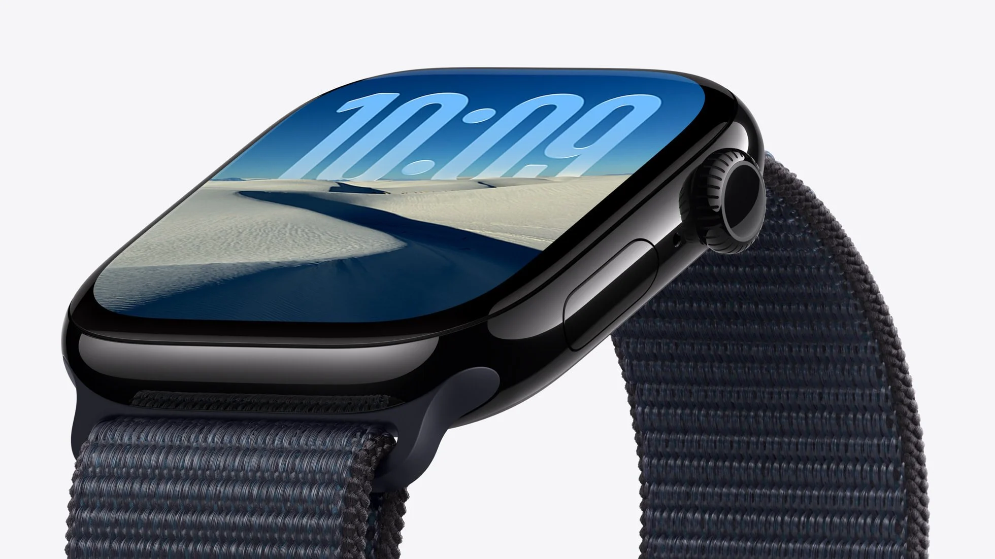 Apple-Watch-Series-11-display-250909_big.jpg.large_2x.jpg