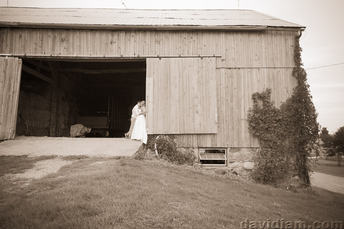 Stratford-Vintage-Wedding-Photographer-Photography-Barn-005.jpg