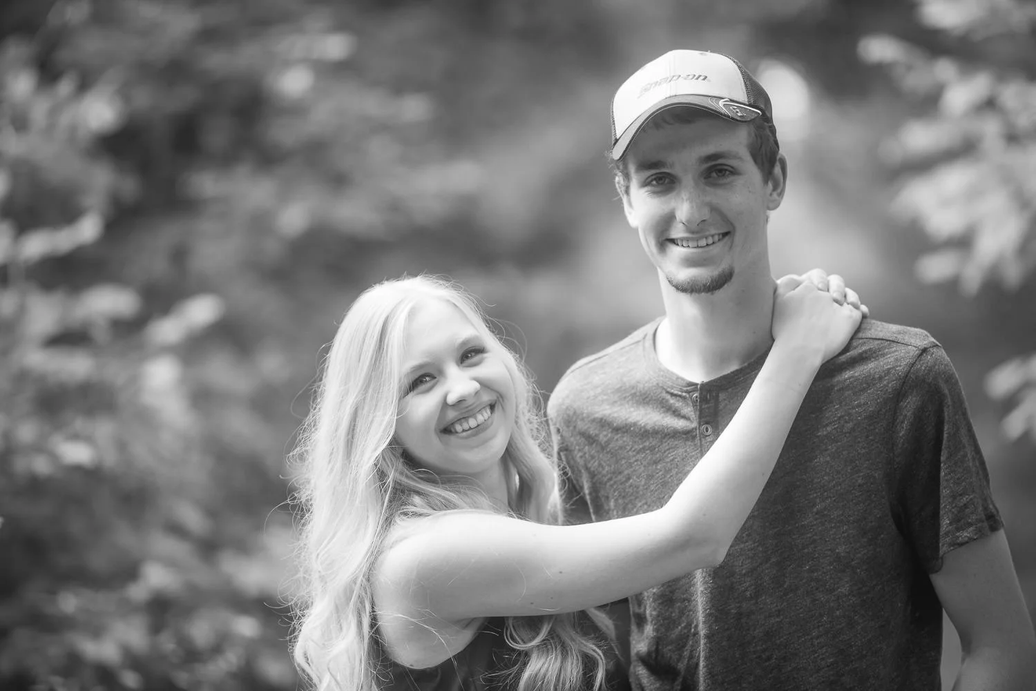 Sarah-Kurt-Engagement-Photos-006.jpg