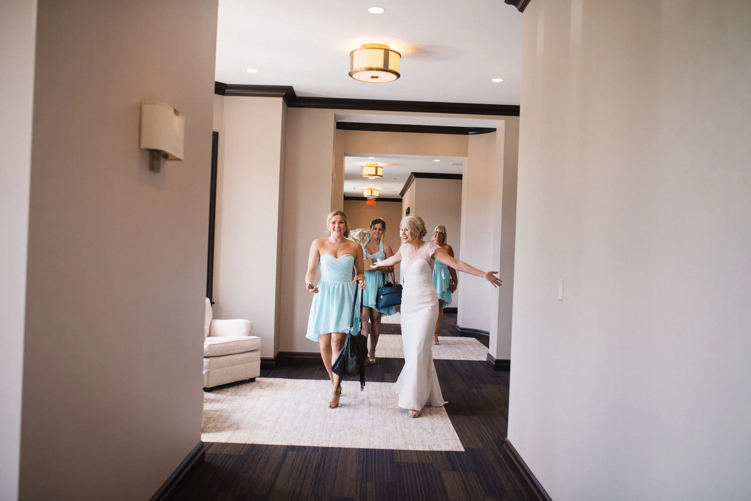 Getting-Ready-Bruce-Hotel-Wedding-Stratford-davidiam-009.jpg
