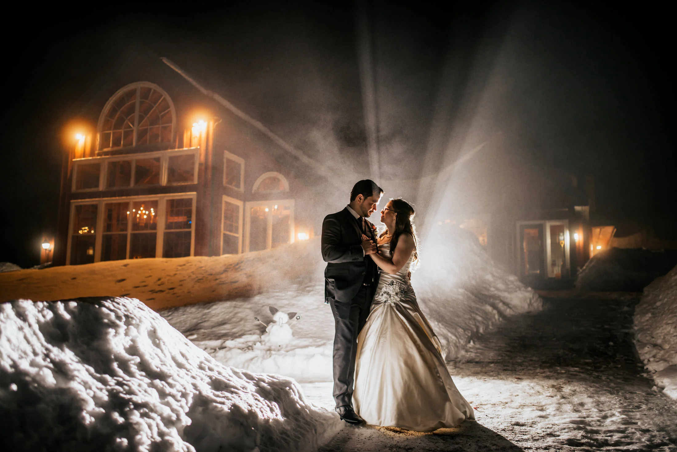 Des photos de mariage dans la nuit