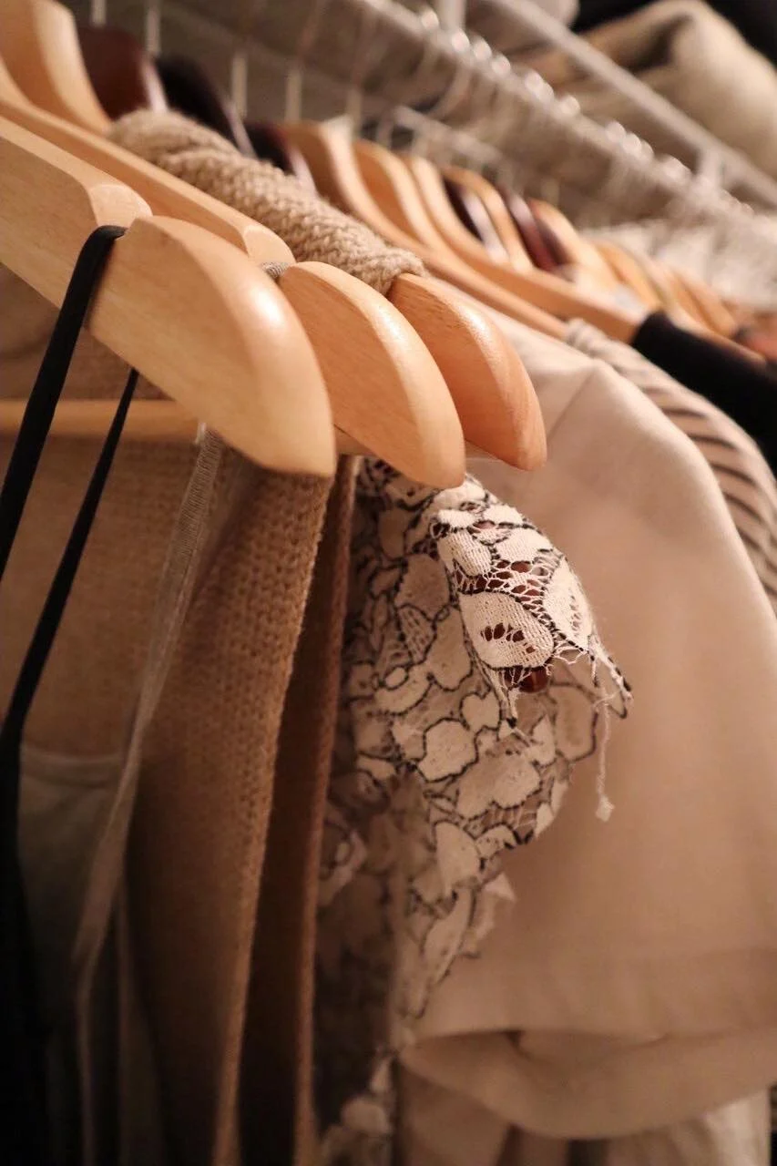 GARDE-ROBE CAPSULE : CRÉER LES FONDEMENTS (2 de 3)