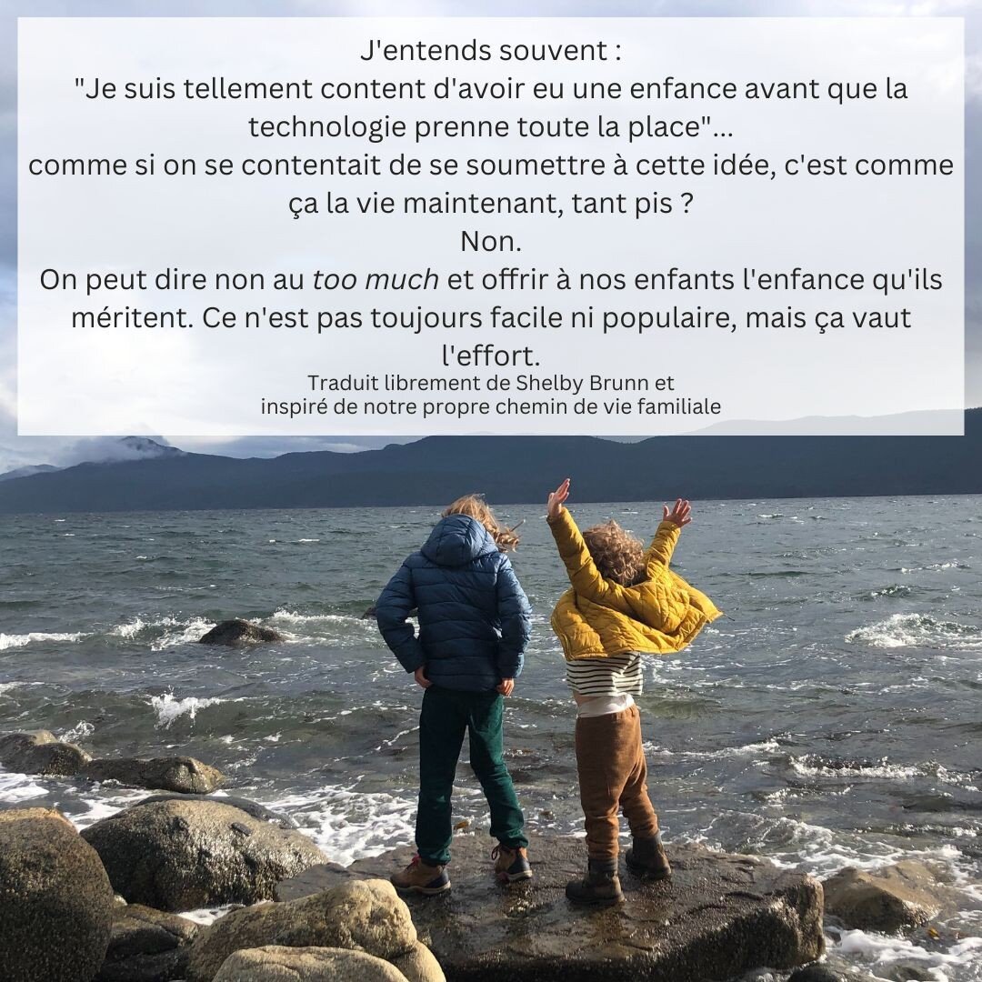 Sur le chemin de la Simplicit&eacute; Consciente en famille, on peut mettre notre temps, &eacute;nergie et pr&eacute;cieuse concentration l&agrave; o&ugrave; &ccedil;a compte pour nous.

Ce n'est pas d'&ecirc;tre anti-&eacute;cran, mais de r&eacute;a