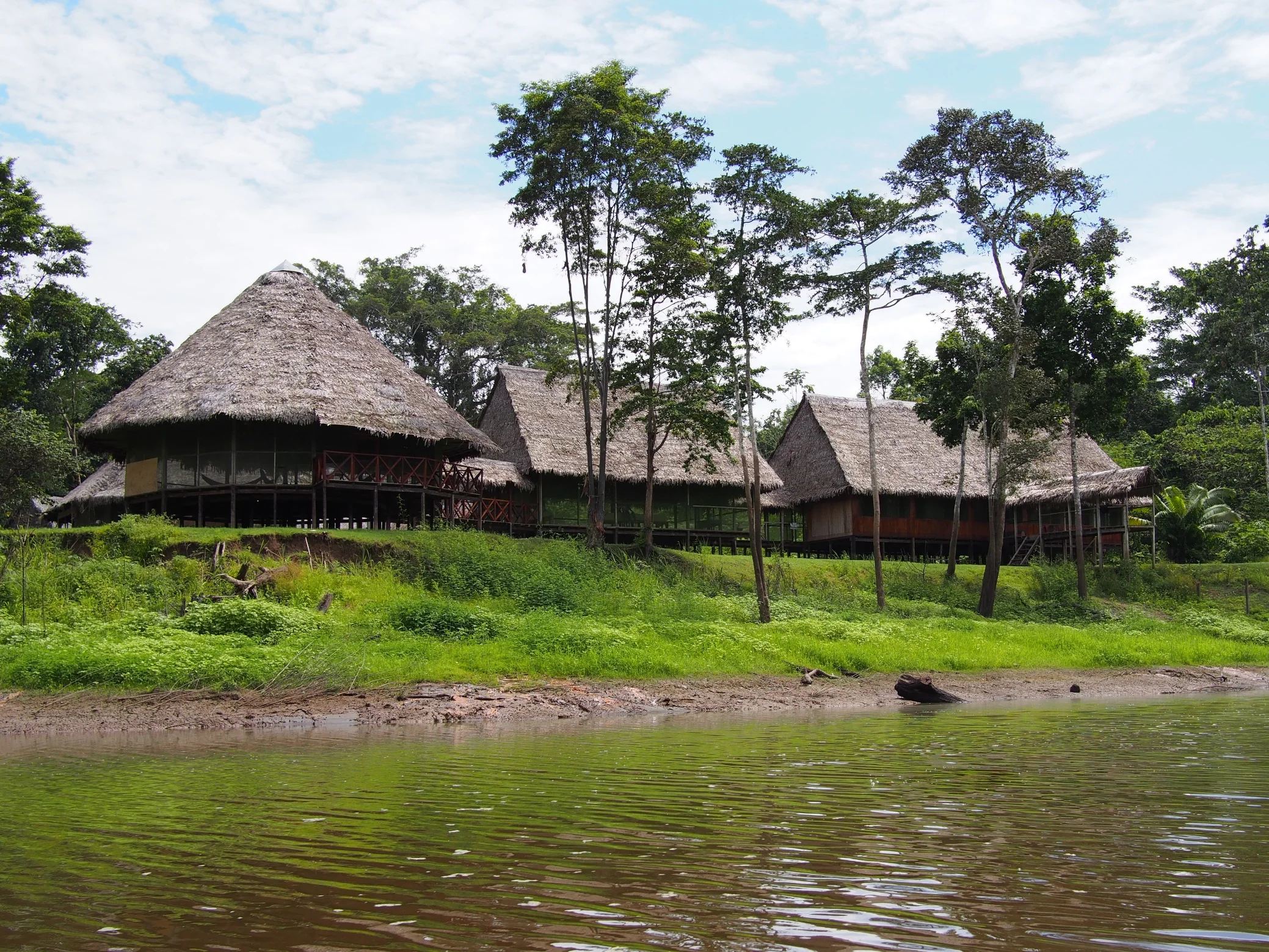 chullachaqui-lodge.jpg