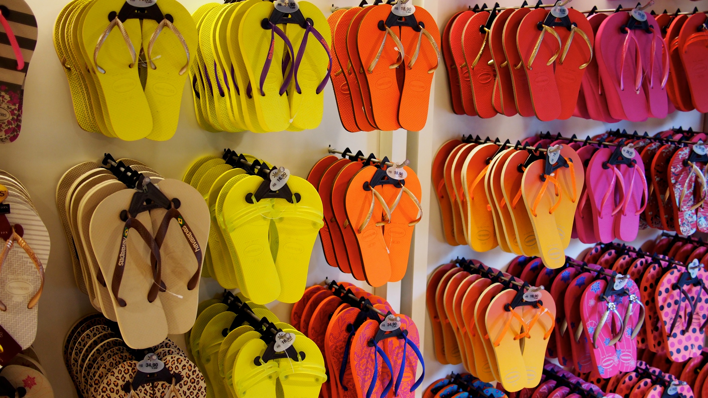Hankering for some sweet Havaiannas? You stop by a store on the tour and you get a 10% discount on what you buy