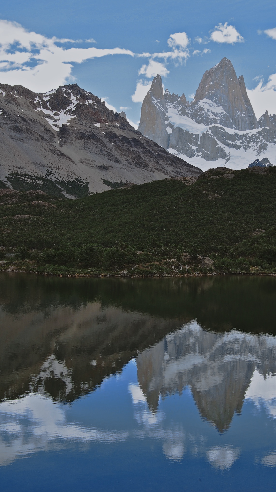 If this picture doesn't make you want to drop everything and go hiking right now , I can't imagine one that would. You can visit this lake on your way towards the viewpoint, but on the day we went, we were glad we waited until we were headed back to town.