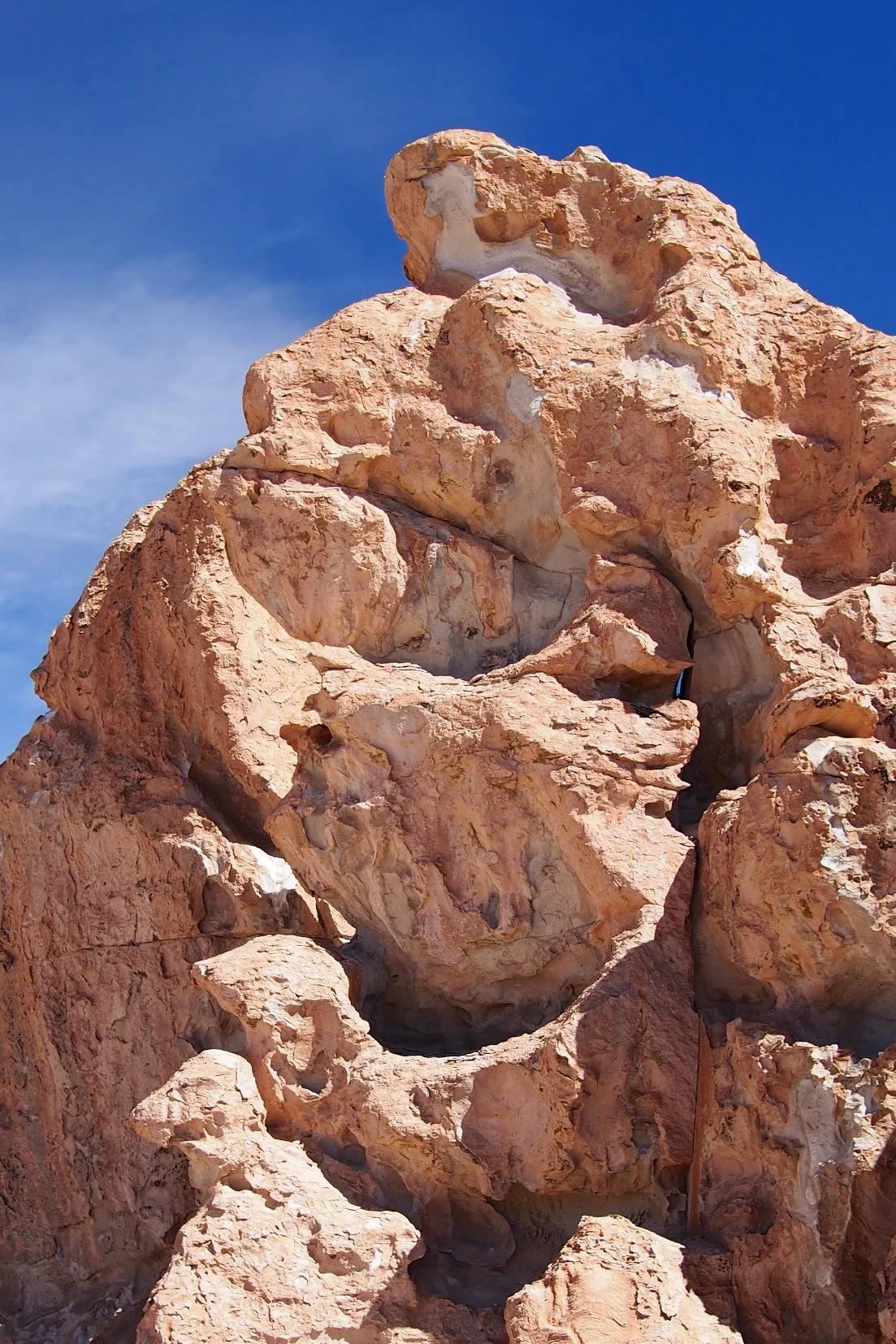 Valley of Rocks - Salar de Uyuni, Bolivia