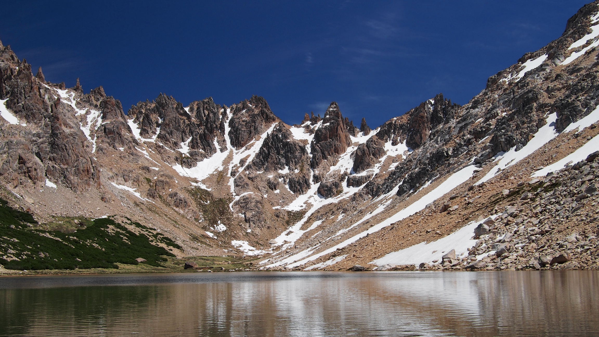 The majestic view once you arrive to Refugio Frey