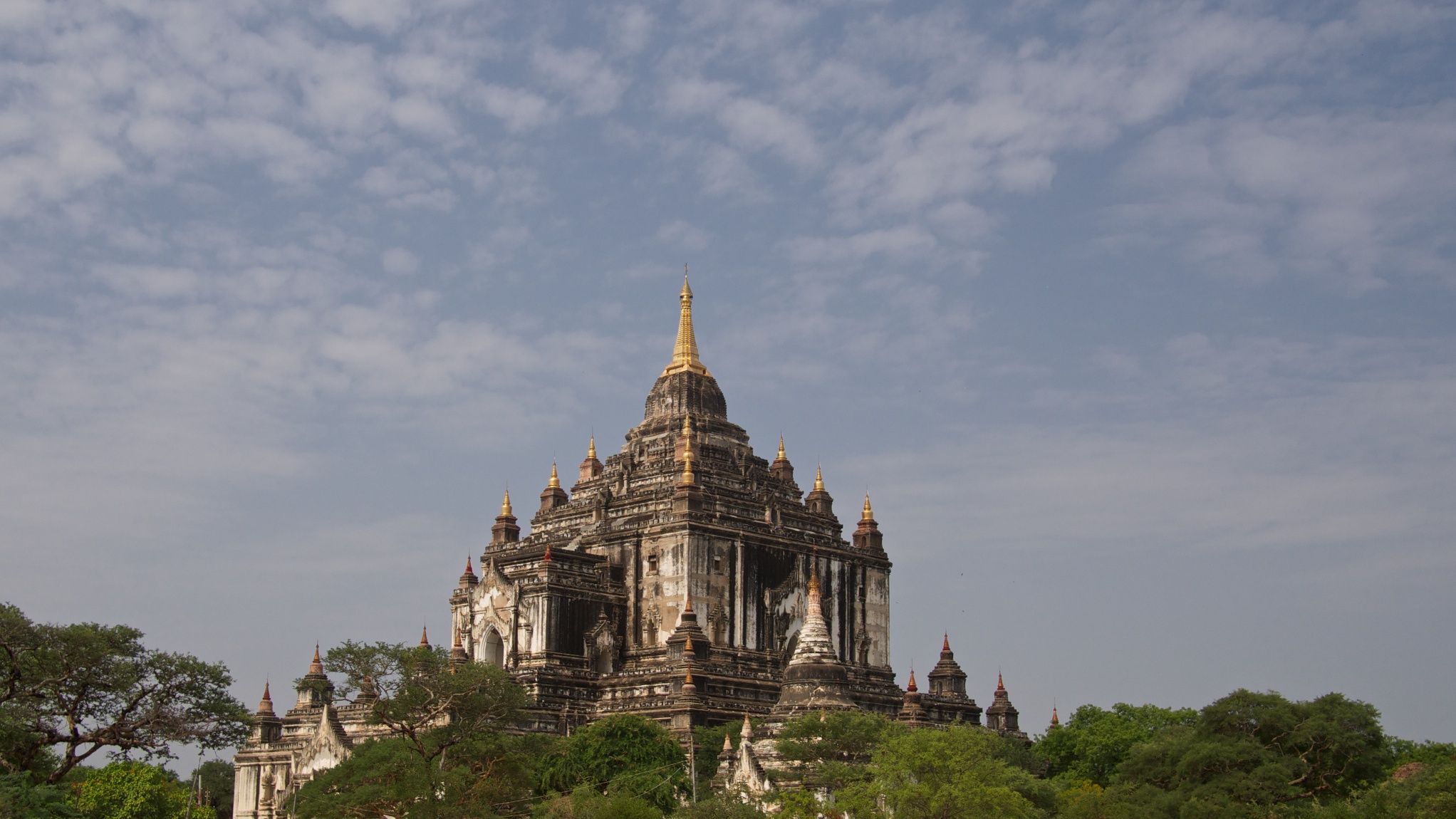 Thatbyinnyu Temple