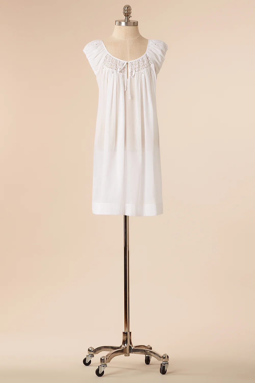 Sheer Cotton Lawn Short Gown